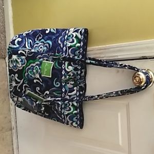 Vera Bradley tote with tags still on it